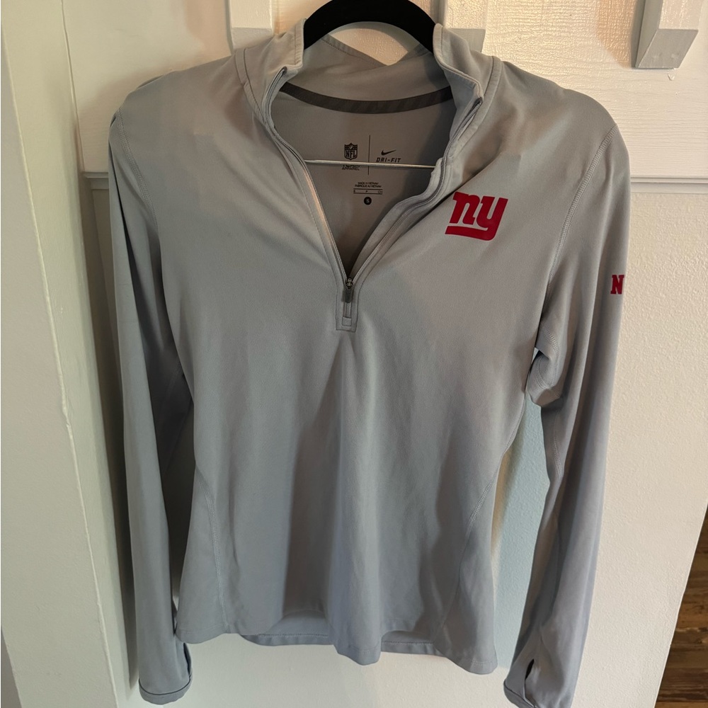 Nike Women's New York Giants Tailgate Element Half-Zip Shirt